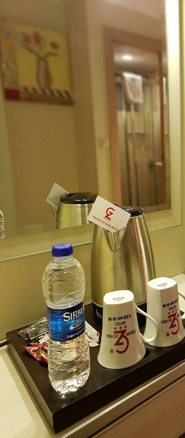 Grand Zeybek Hotel İzmir Eksteriør bilde
